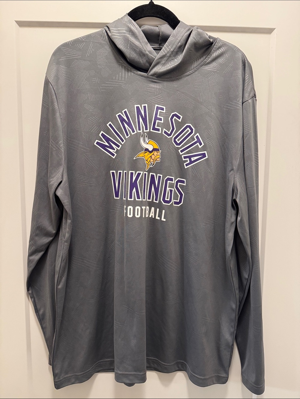 NFL Minnesota Vikings Gray Hooded Dry Fit Long Sleeve Shirt. XL. Like New!💜💛